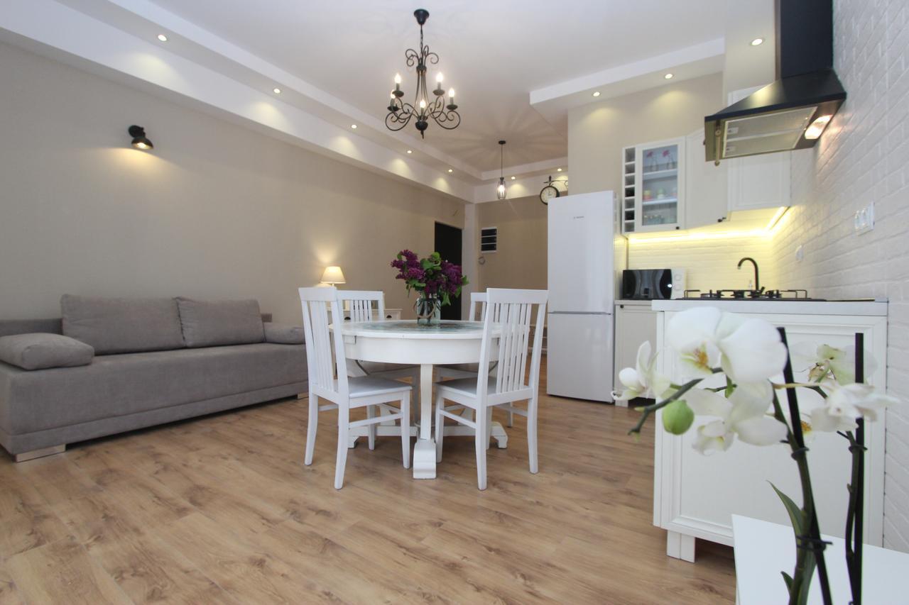 New Apartment In Old טביליסי מראה חיצוני תמונה